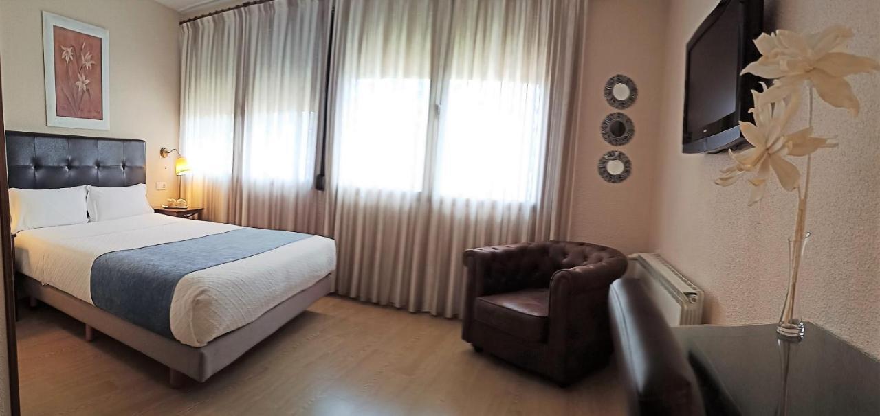 Hostal Rural Moratin بسترانا المظهر الخارجي الصورة