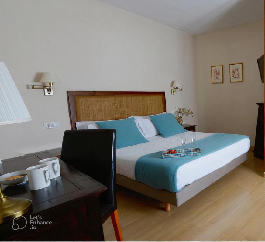 Hostal Rural Moratin بسترانا المظهر الخارجي الصورة